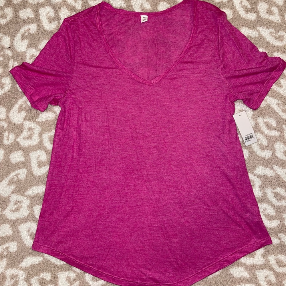 BP V-neck shirt